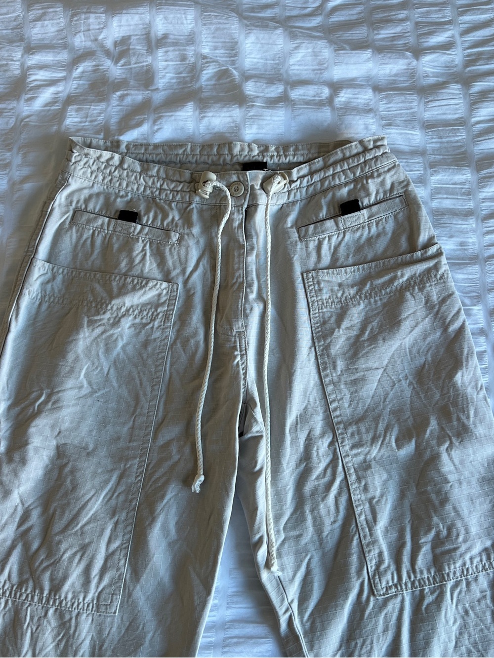 Straight-Leg Drawstring Women’s Pants in Light Beige